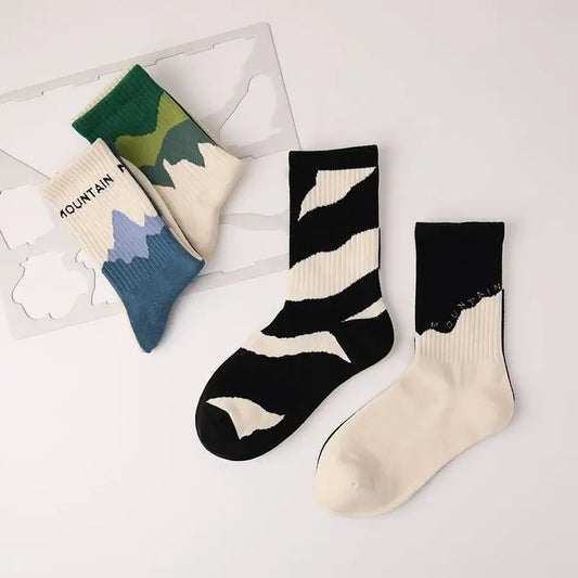 Asymmetrical A/B Style Couple Socks
