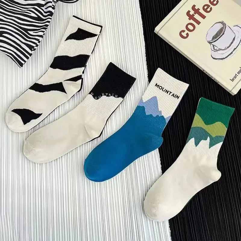Asymmetrical A/B Style Couple Socks