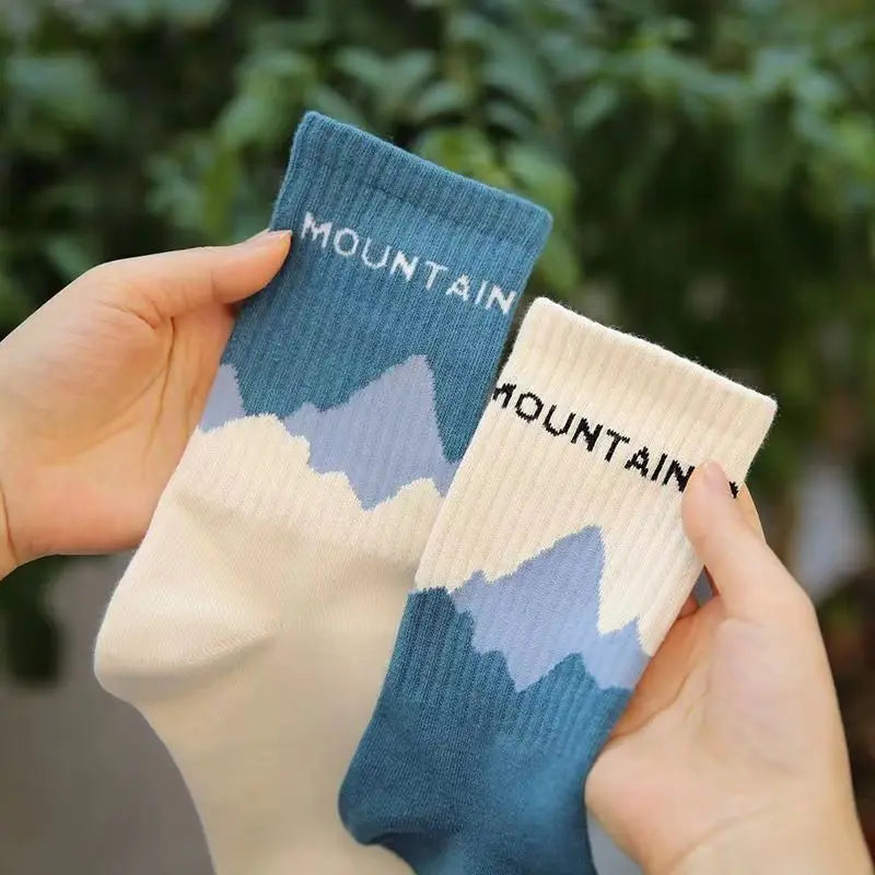 Asymmetrical A/B Style Couple Socks