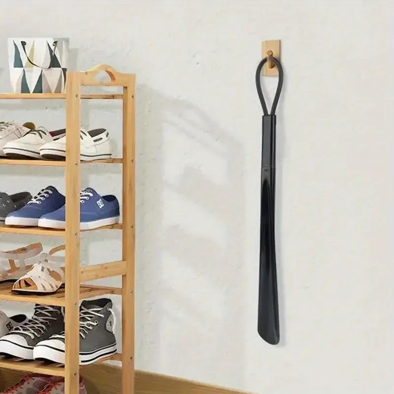 Plastic shoe horns